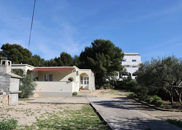 Zlatko Apartments